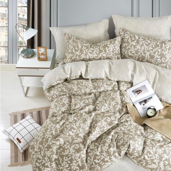 4 Pc Duvet cover set available in Twin/ Queen/King - Picture 1 of 1